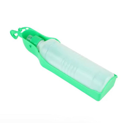format compact gourde pour chien verte